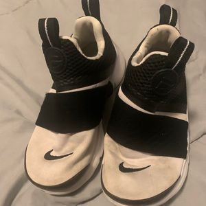 Nike shoes. Size 12c NW/No tears. White&black